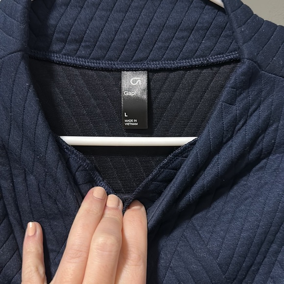 Navy and red GapFit funnel neck pullover - Picture 3 of 5